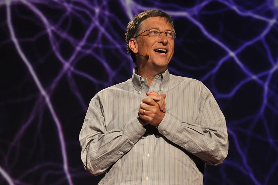 Bill Gates sees VR 'breakthroughs'