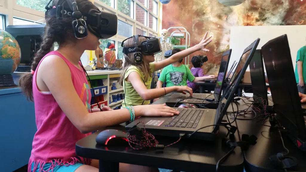 5 Revolutionary Educational and Professional Uses for Virtual Reality