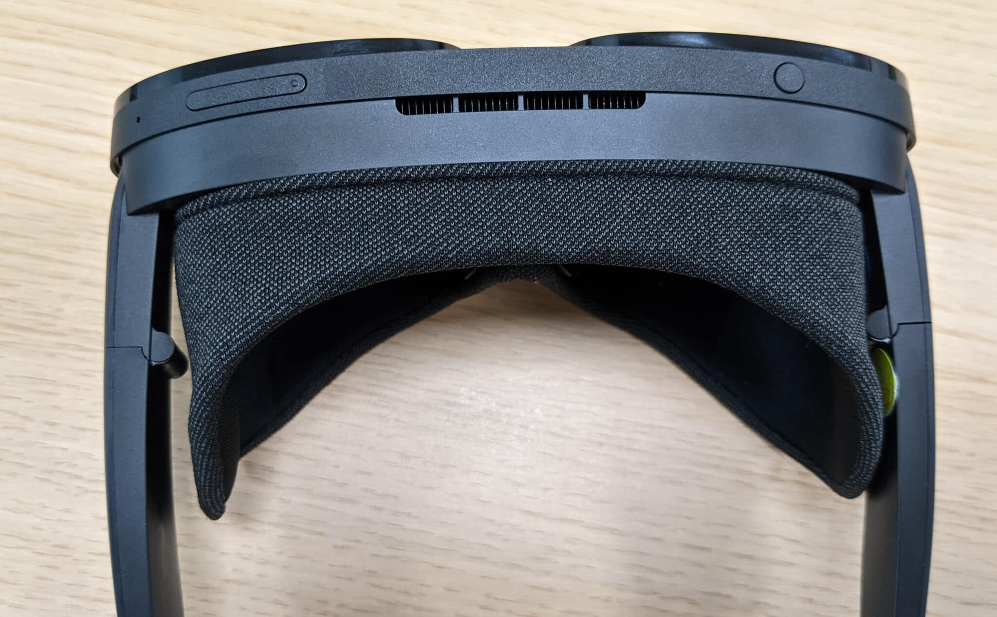 Hands on: Vive Flow Review