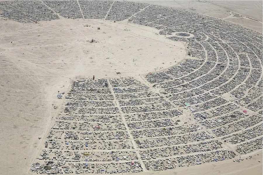 VR to battle dust and heat at Burning Man