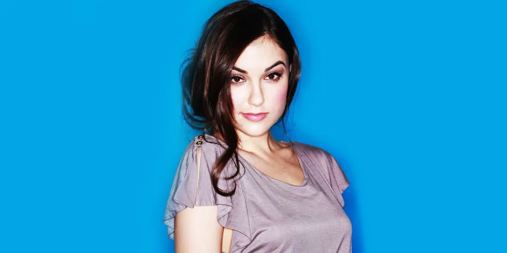 Former Adult Star Sasha Grey Loves VR But Says VR Porn Is 'Too In Your Face'