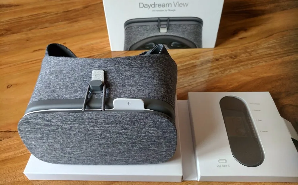 Daydream View Unboxing: Here's Everything Inside