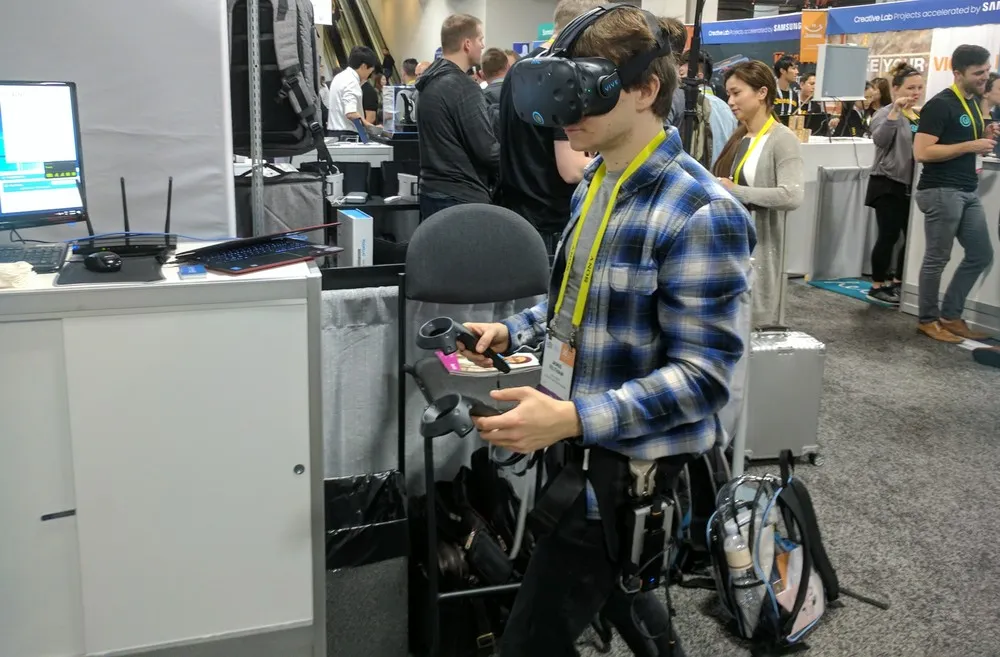 Hands-On: KwikVR Wireless Kit For Rift and Vive Releases in March for Around $300 -- Save Your Cash