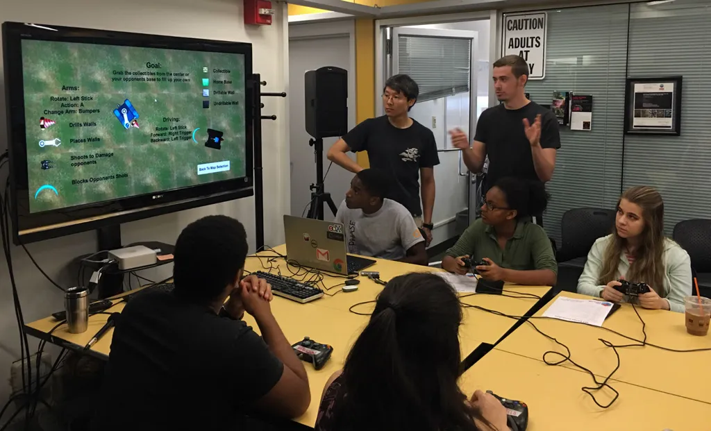 MIT Launches Play Labs VR Accelerator For Students and Alumni