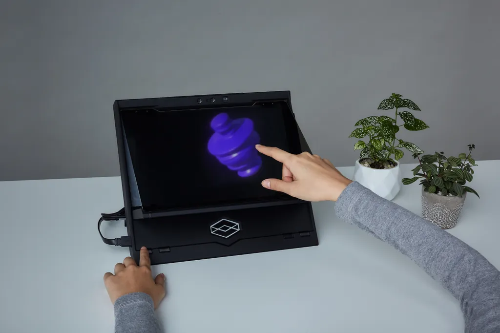 Holoplayer One Is An Interactive Lightfield Display Bringing Holograms To Your Home
