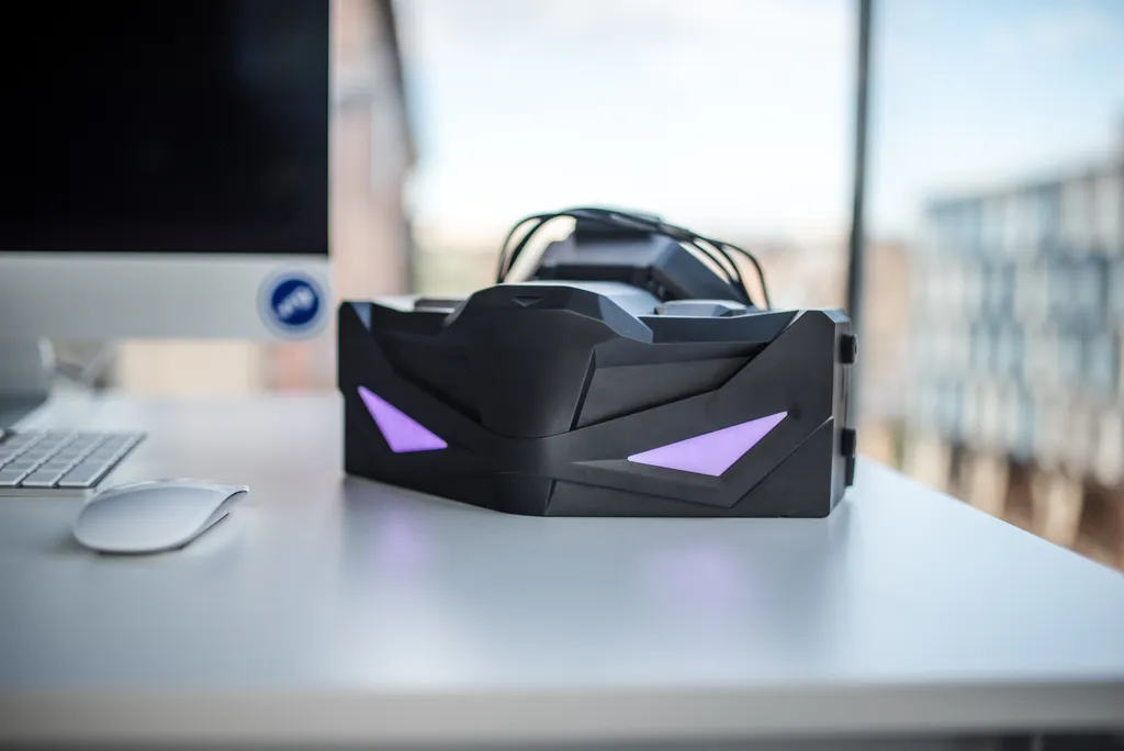 The VRHero Plus Is A 5K Resolution Headset With 'High-Density OLED Displays'