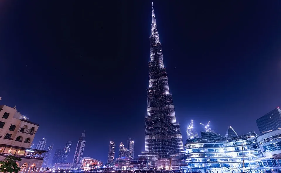 This VR Experience Puts You On Top Of The World's Tallest Building
